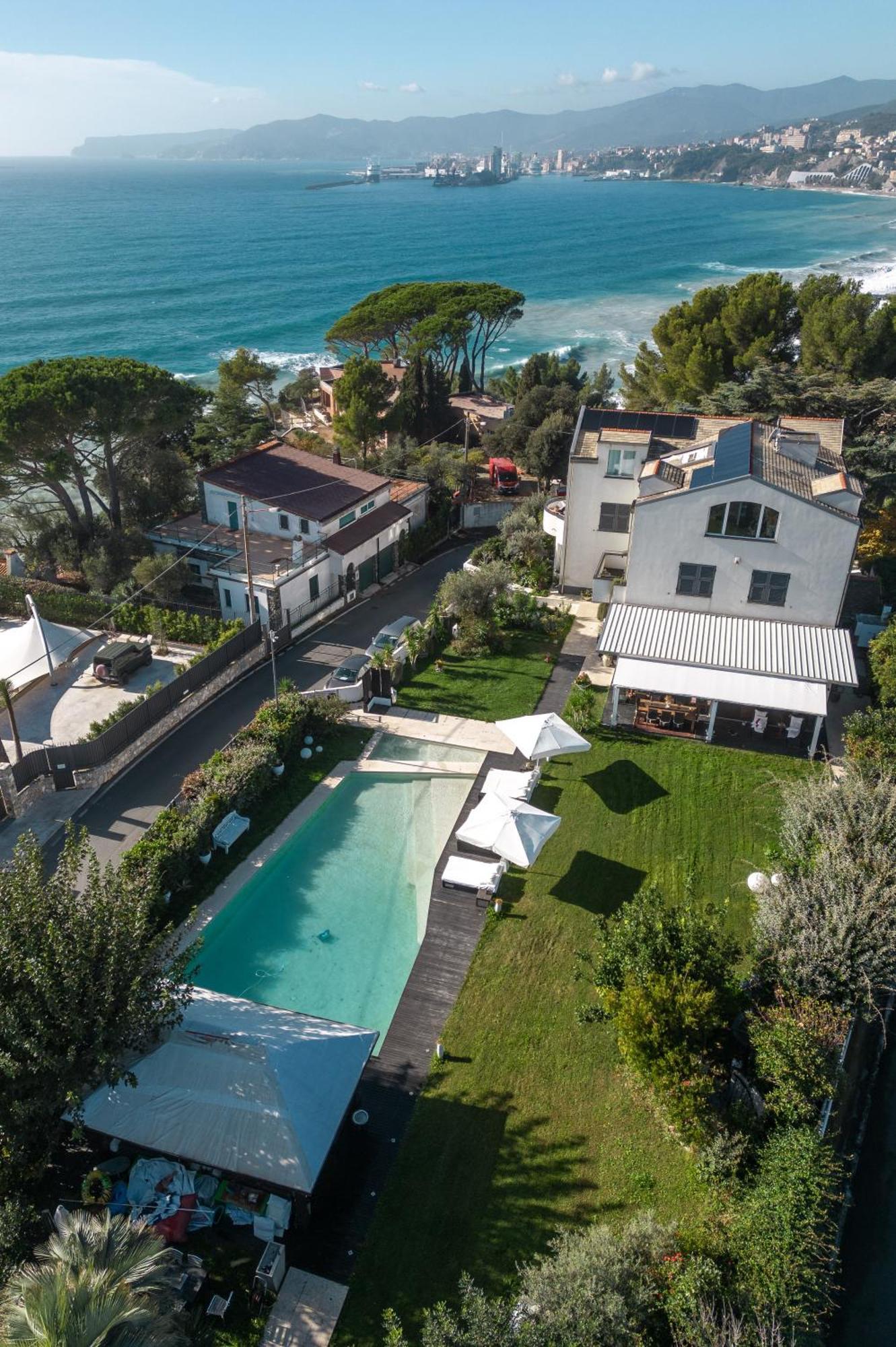 Villa Verney Albisola Superiore Exterior photo